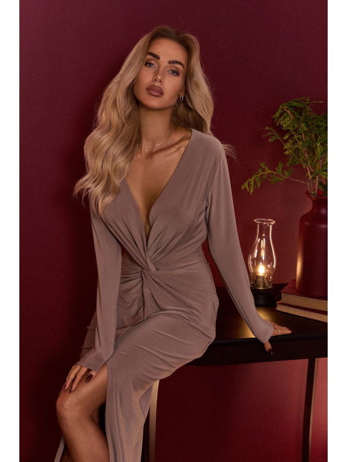 Maxi Evening Dress – Graceful Look for Weddings and Celebrations