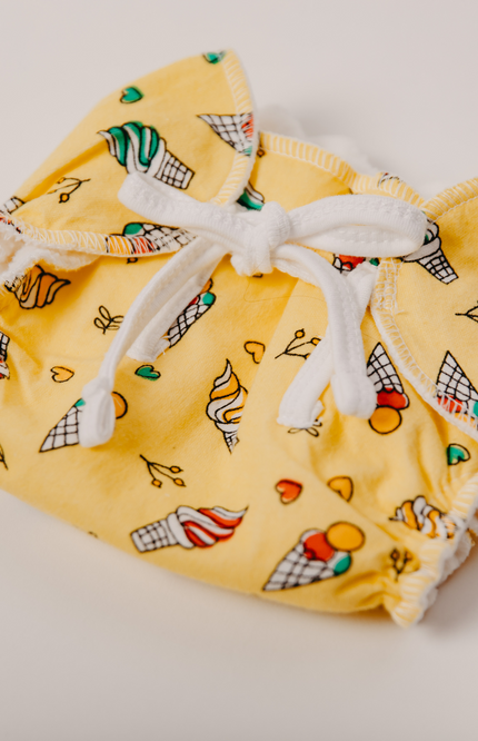 The perfect organic, healthy baby shower gift. Soft, breathable, and eco-friendly, reusable nappy is gentle on sensitive skin, prevents diaper rash, and helps reduce waste. Personalize your gift for new parents with a sustainable, thoughtful choice.