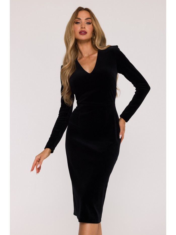 Elegant Velvet Midi Dress with Slit – Sophisticated Evening Style