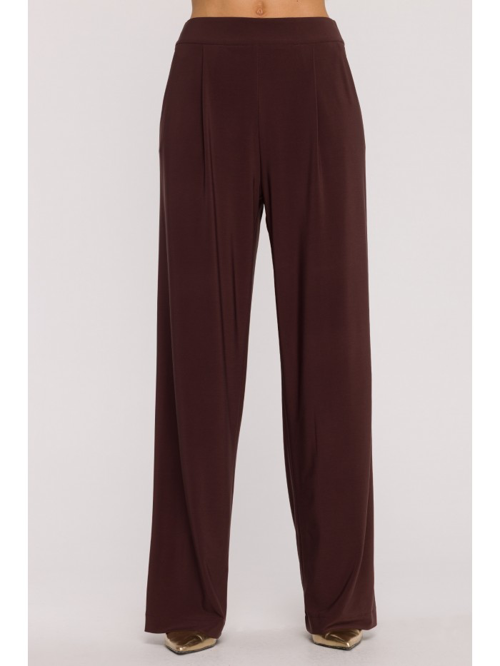 Two-Piece Set – Fitted Top and Pants