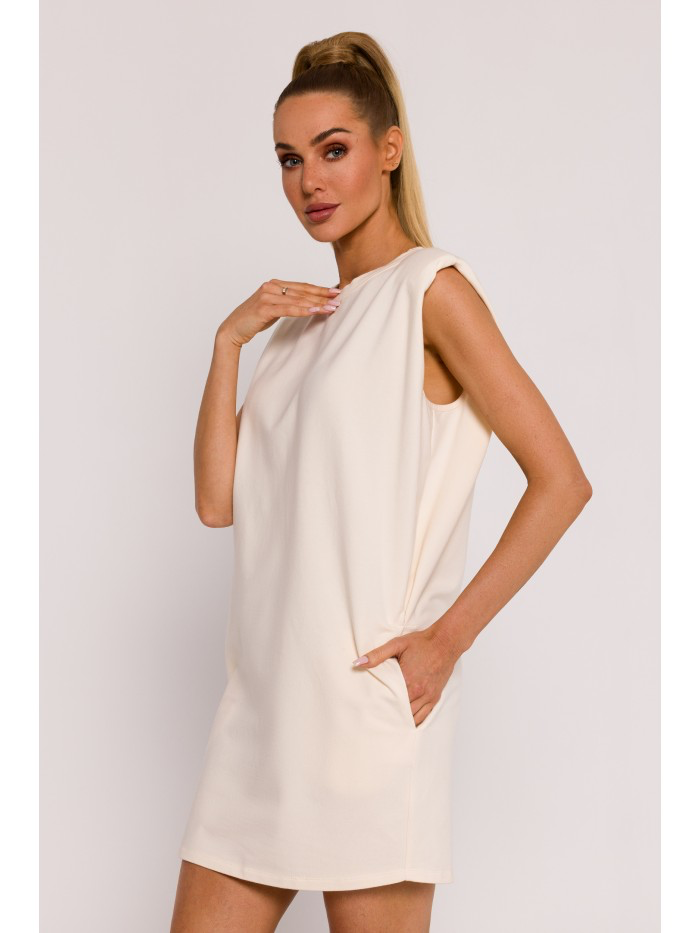 Structured Dress – Polished Look for Work or Dinner