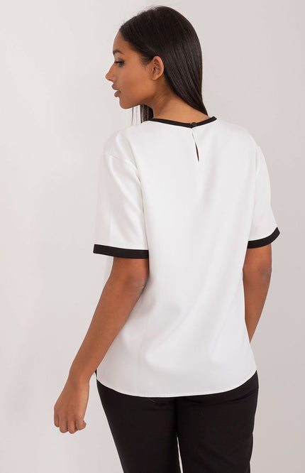  Blouse model 197050 Lakerta 