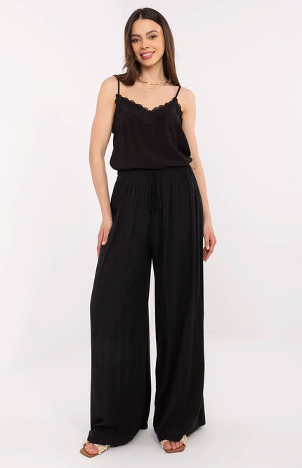  Women trousers model 212285 Italy Moda 