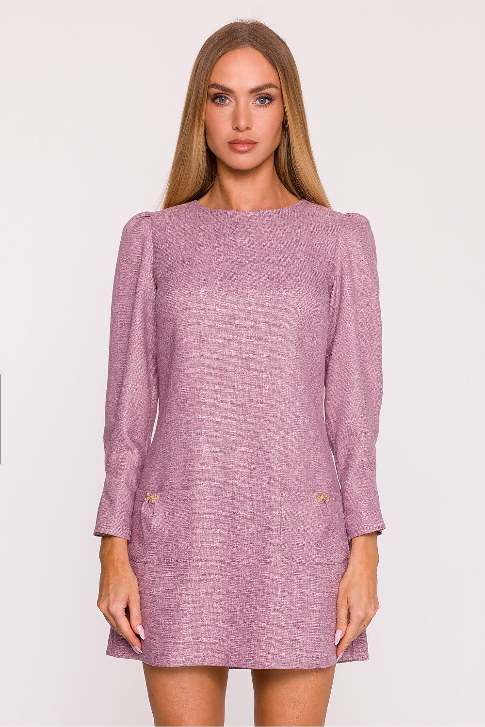 Elegantes Tweed-Minikleid mit langen Ärmeln aus rosafarbenem Melange-Stoff – perfekt für Herbst und Winter, stilvoll und bequem für Alltag oder Abendanlässe.